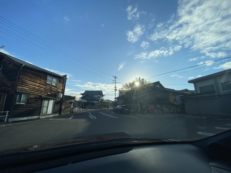 須崎食料品店駐車場